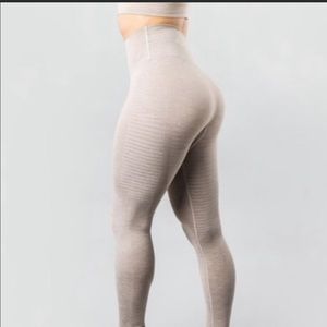 Alphalete halo leggings